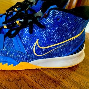 Nike - Kyrie Irving shoes
